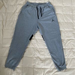 Jordan men’s sweatpants size L color gray and black